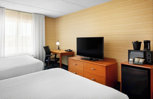 Plainville Hotel | Fairfield Inn & Suites by Marriott Plainville