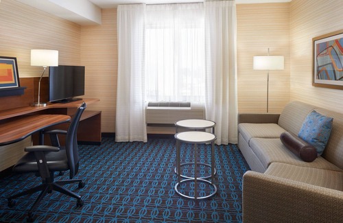 Barrie Hotel | Fairfield Inn & Suites by Marriott Barrie
