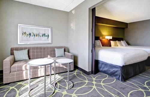 Guelph Hotel | Fairfield Inn & Suites by Marriott Guelph