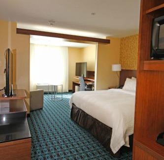 Pittsburg Hotel | Fairfield Inn & Suites by Marriott London