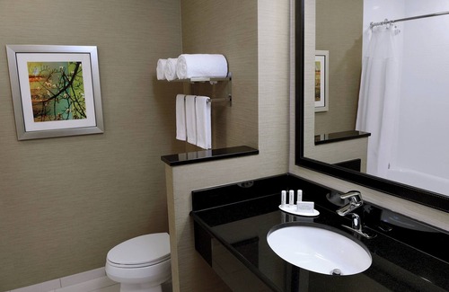 West Omaha Hotel | Fairfield Inn & Suites by Marriott Omaha West