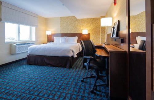 Auburndale Hotel | Fairfield Inn & Suites by Marriott New York Queens/Fresh Meadows