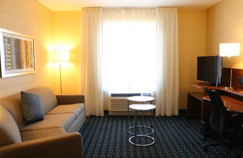 Plano Hotel | Fairfield Inn & Suites by Marriott Dallas Plano North