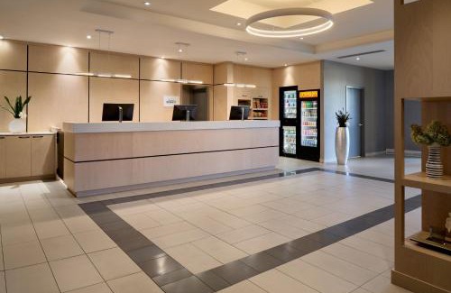 Dorval Hotel | Fairfield Inn & Suites by Marriott Montreal Airport