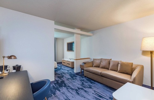 Temple Terrace Hotel | Fairfield Inn & Suites by Marriott Tampa North