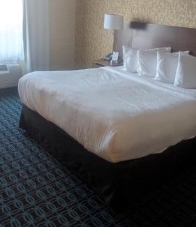 Troy Hotel | Fairfield Inn & Suites by Marriott Detroit Troy