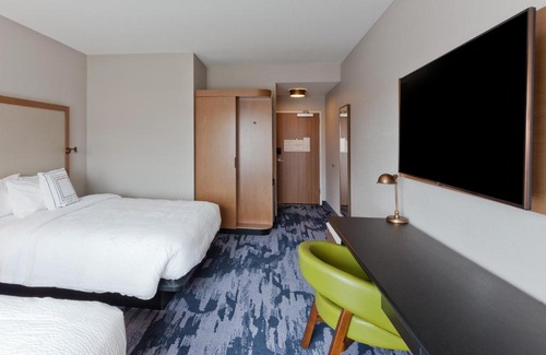 Crestline Heights Hotel | Fairfield Inn & Suites by Marriott Birmingham Colonnade