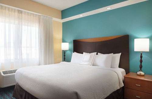 South Loop Hotel | Fairfield Inn & Suites by Marriott Minneapolis Bloomington/Mall of America