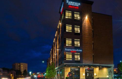 East Cambridge Hotel | Fairfield Inn & Suites by Marriott Boston Cambridge