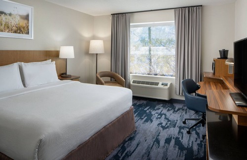 Villas Hotel | Fairfield Inn & Suites by Marriott Ft. Myers/Cape Coral