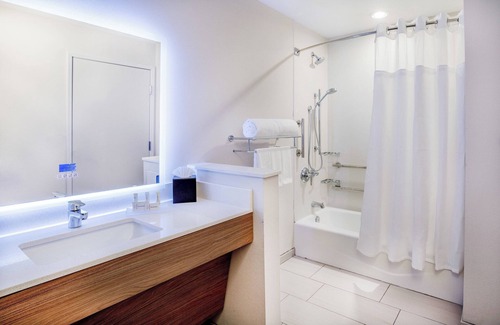 McPherson Hotel | Fairfield Inn & Suites by Marriott McPherson