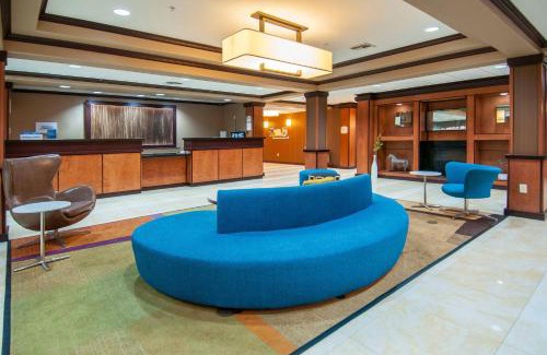 Hollywood Park Hotel | Fairfield Inn & Suites by Marriott San Antonio North/Stone Oak