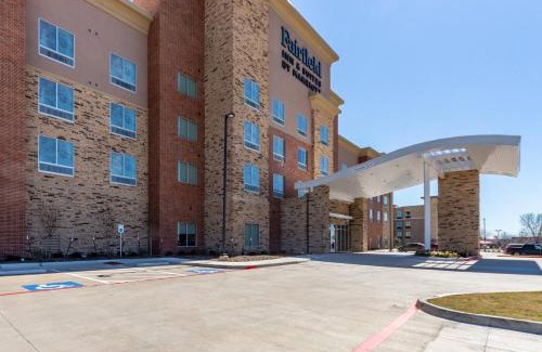 Southeast Arlington Hotel | Fairfield Inn & Suites Dallas Arlington South