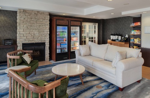 Troy Hotel | Fairfield Inn & Suites Dayton Troy
