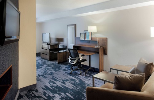 Troy Hotel | Fairfield Inn & Suites Dayton Troy