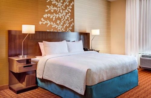 Urbandale Hotel | Fairfield Inn & Suites Des Moines Urbandale