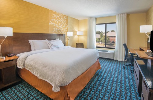 Saint Marys  Allen County Hotel | Fairfield Inn & Suites Fort Wayne Southwest