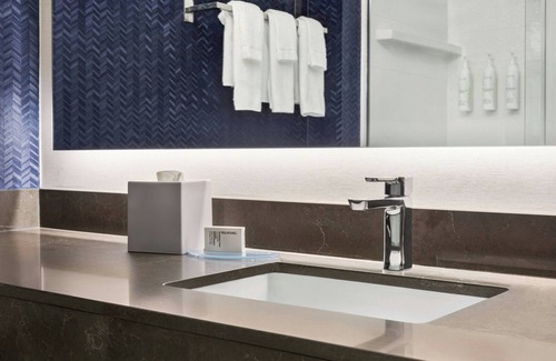 Findlay Hotel | Fairfield Inn & Suites Findlay