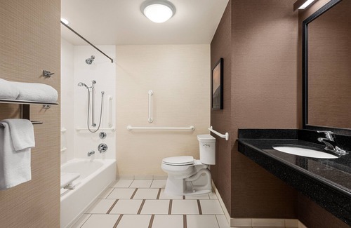 Hershey Hotel | Fairfield Inn & Suites Hershey Chocolate Avenue