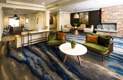 Bonanza Hotel | Fairfield Inn & Suites Laredo