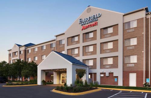 South Loop Hotel | Fairfield Inn & Suites Minneapolis Bloomington/Mall of America