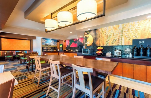 Stevens Point Hotel | Fairfield Inn & Suites Stevens Point