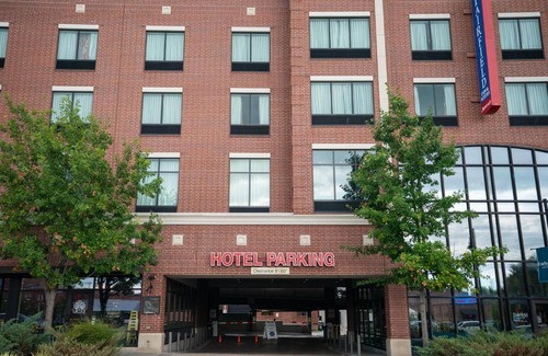 Brady Arts District Hotel | Fairfield Inn & Suites Tulsa Downtown Arts District