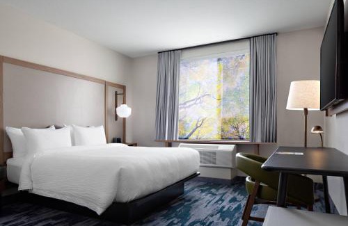 Fayetteville Hotel | Fairfield Inn & Suites by Marriott Fayetteville