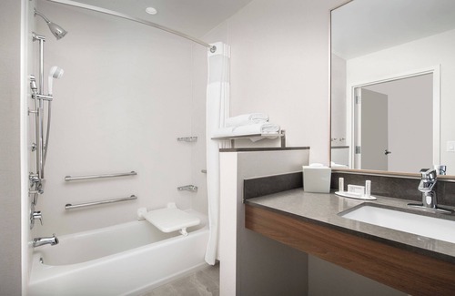 Gainesville Hotel | Fairfield Inn & Suites by Marriott Gainesville I-75