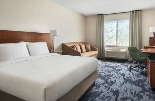 Watertown Hotel | Fairfield Inn & Suites Watertown Thousand Islands
