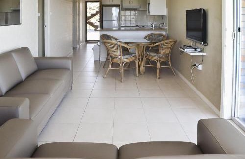 Tuncurry Apartment | Fairholme 5