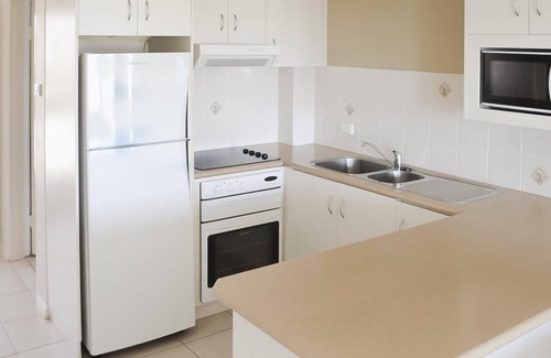 Tuncurry Apartment | Fairholme 5 - Opposite the Lake!