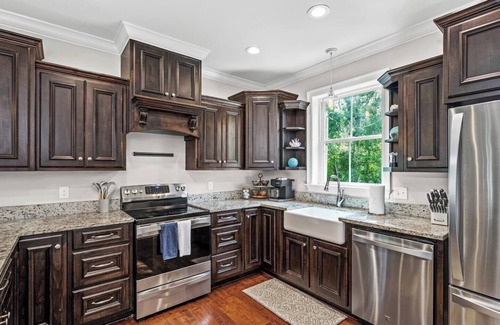 Fairhope House | Fairhope Riverhouse/Waterfront/Private pier/Large back porch/Great for families, sleeps 12
