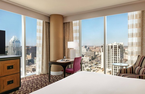 Waller Creek District Hotel | Fairmont Austin Gold Experience