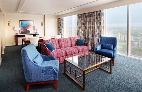 Waller Creek District Hotel | Fairmont Austin Gold Experience