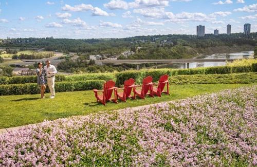 Downtown Edmonton Hotel | Fairmont Hotel Macdonald
