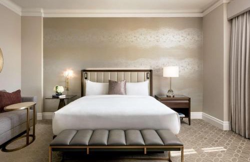 Downtown Edmonton Hotel | Fairmont Hotel Macdonald