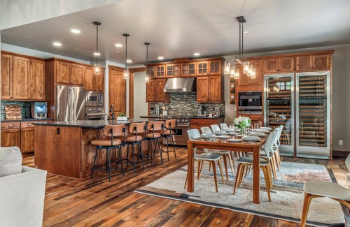 Cle Elum House | Fairway Front Luxury+Free Night Upgrade Spa/Pool/EV