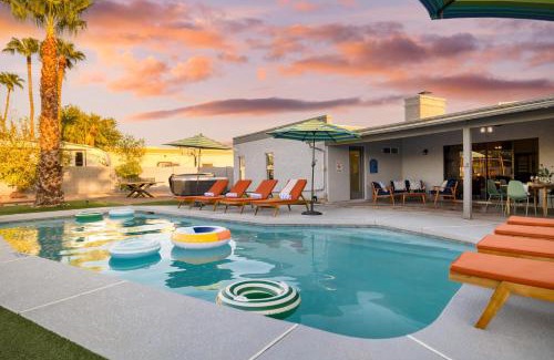 Thunderbird Desert Estates House | Fairway Oasis by AvantStay Ultimate Scottsdale Oasis