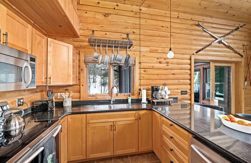Lutsen Cabin | Fairway Pines Retreat - Golf, Ski & Wine Escape