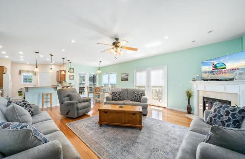 Captain's Cove House | Fairway Stay