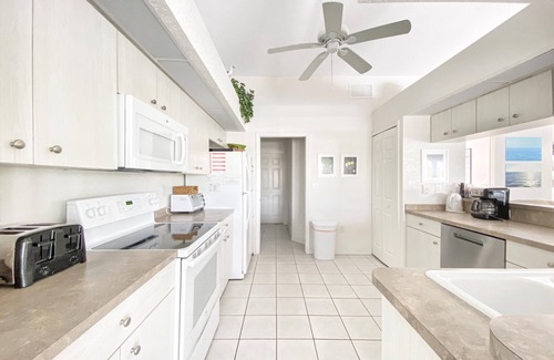 Pebble Beach Villa | Fairway View, full refund*, heated pool, sleeps 8