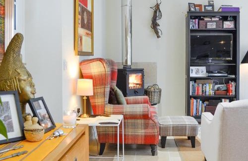 Murthly House | Fairylea Cottage