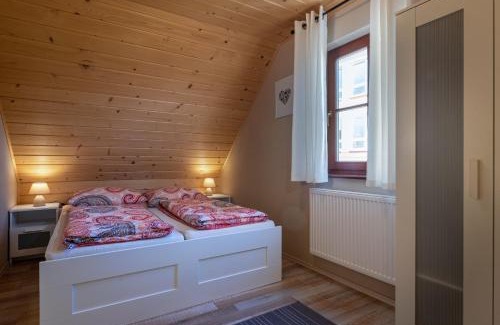 Velky Slavkov House | FAIRYTAIL sk