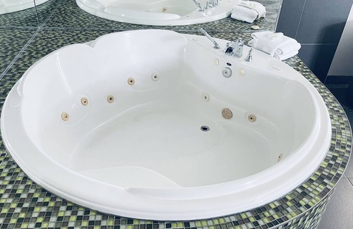 Brossard Hotel | Falcon Motel Brossard