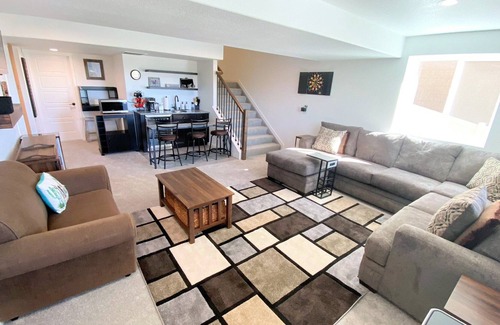 Elbert Apartment | Falcon's Nest! Walkout Basement w/Backyard & Views