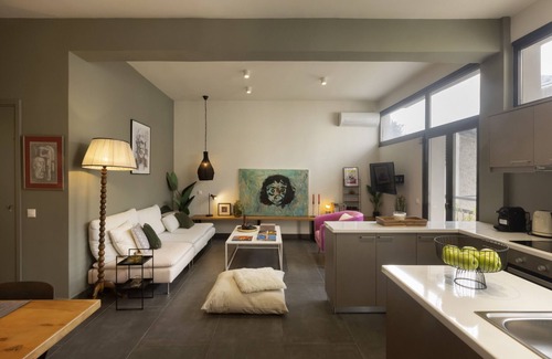 Koukaki Apartment | Falirou66-A rare Lux Artistic Gem opposite EMST