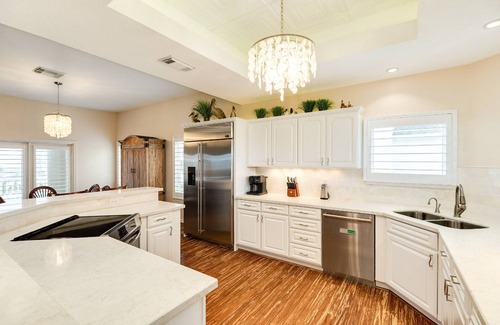 Pirates Beach House | Fall for Galveston 15% Off Your Stay This Season