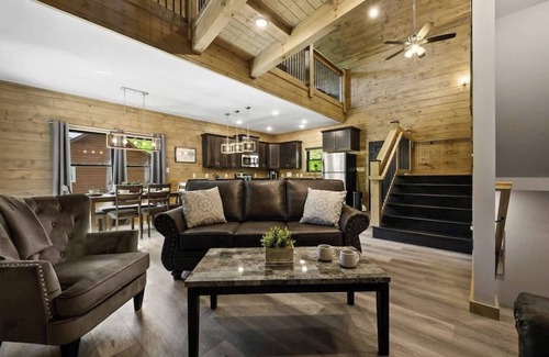 Pigeon Forge Cabin | Fall Getaway at Smokey Blues Cabin - Indoor Pool!