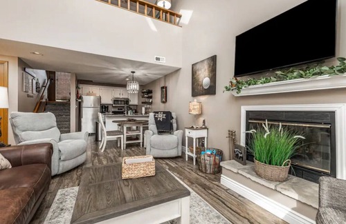 The Galena Territory Condo | ^Fall Golf Retreat on Valleywood^ Fishing, Hiking & Access 2 Owner's Club^